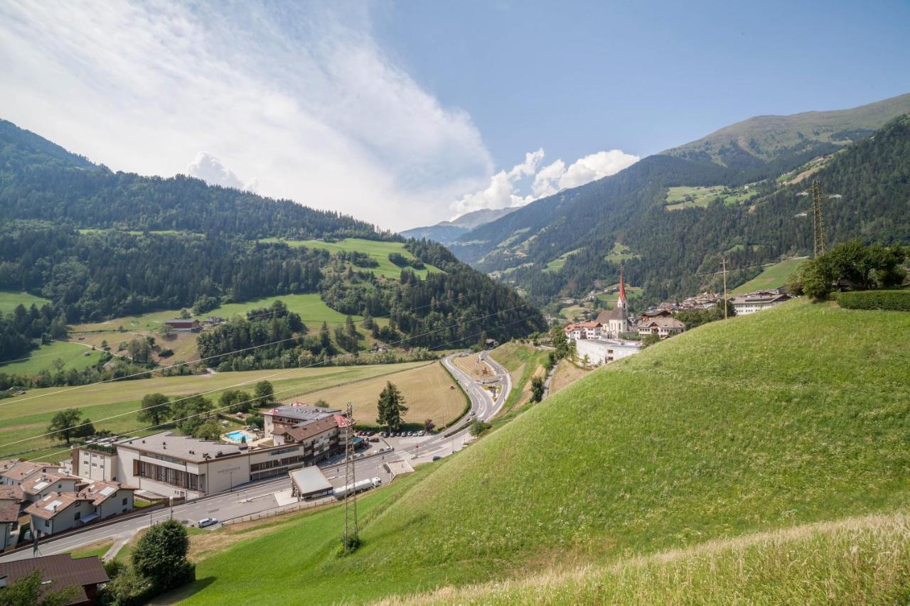 Haus Reimon Apt Reinhard San Leonhard in Passeier Exteriör bild